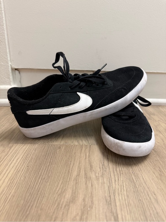 Other - Nike Men’s SB Heritage Vulc Sneakers (Size 8)